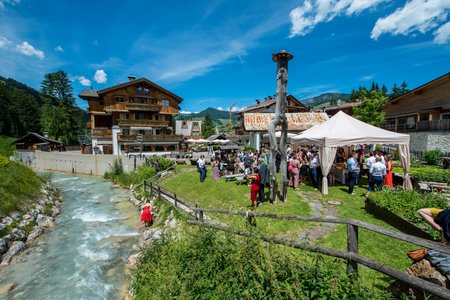 Aqua Bad Cortina - Sposarsi
