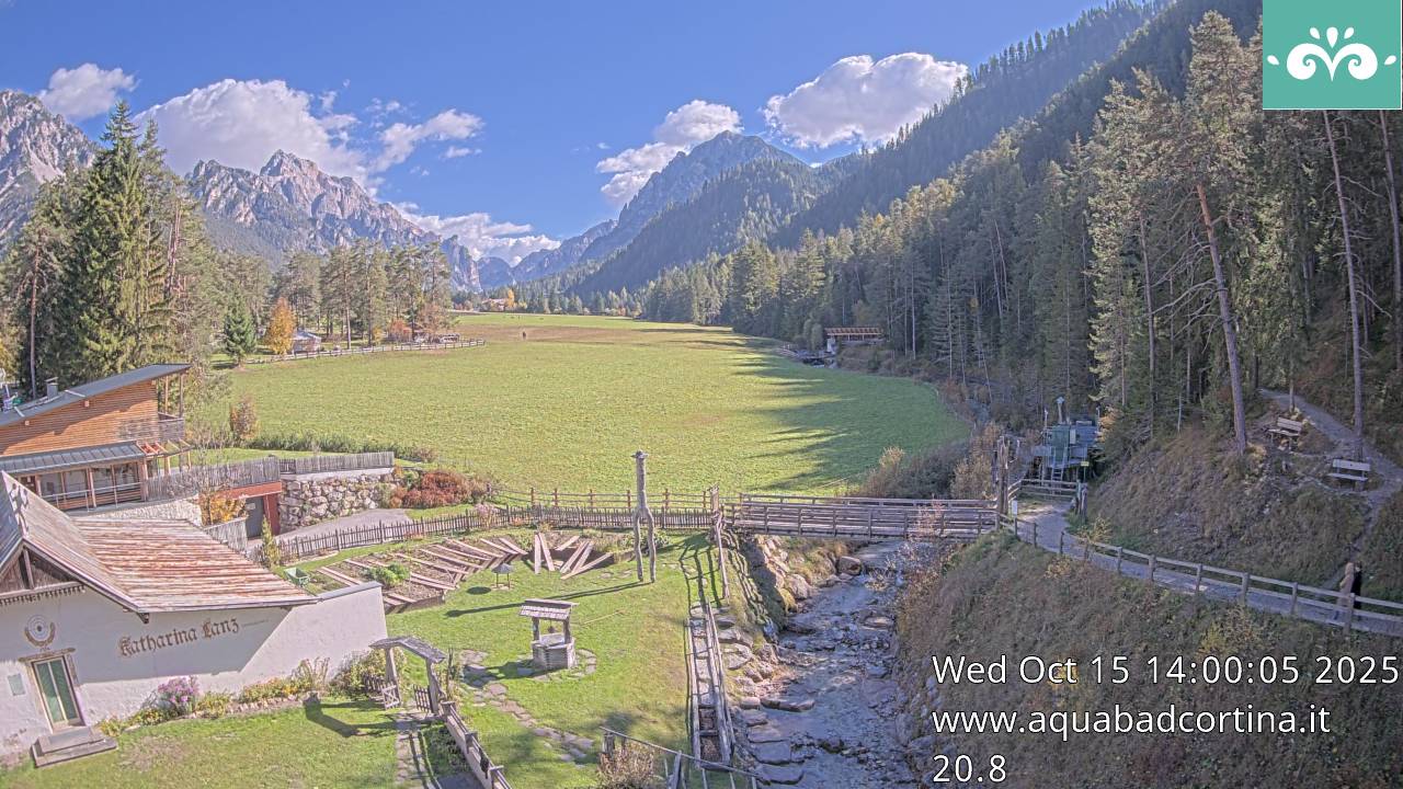 immagine della webcam nei dintorni di La Villa: webcam San Vigilio di Marebbe