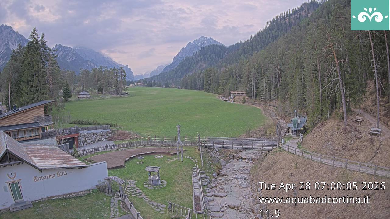 immagine della webcam nei dintorni di La Villa: webcam Marebbe