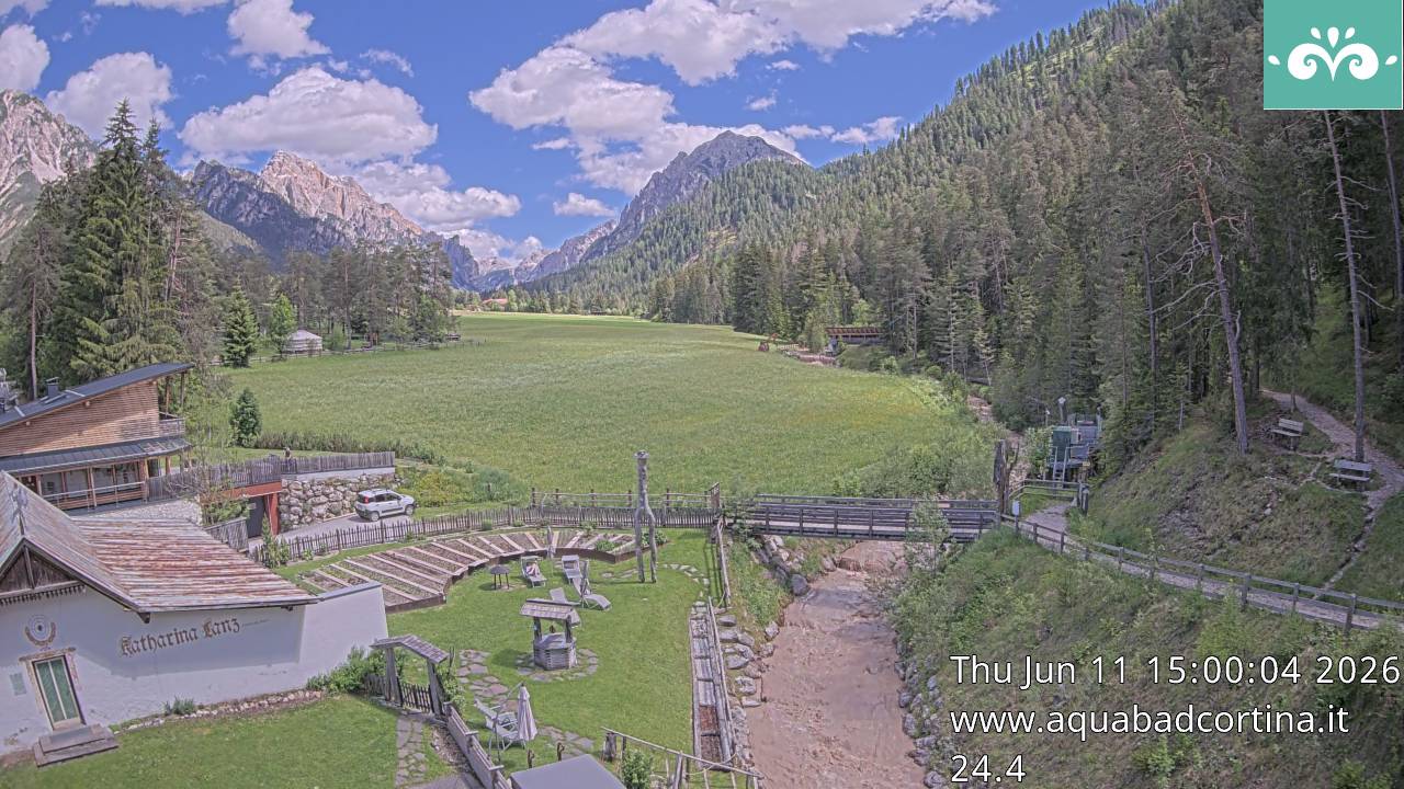 immagine della webcam nei dintorni di Alta Badia: webcam Marebbe