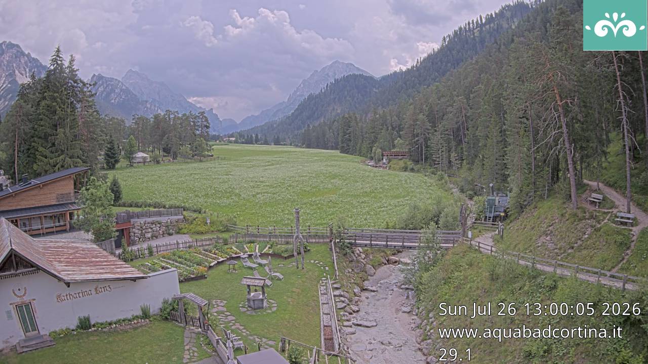 immagine della webcam nei dintorni di Alta Badia: webcam Marebbe