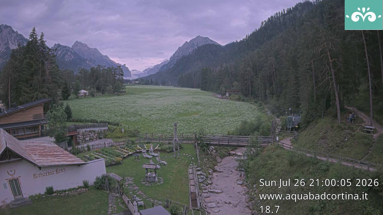 immagine della webcam nei dintorni di San Cassiano: webcam Marebbe