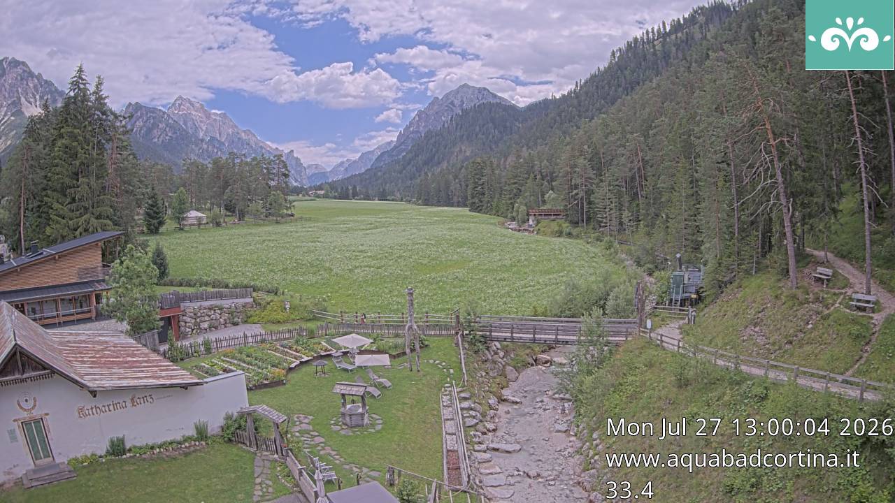 immagine della webcam nei dintorni di Alta Badia: webcam Marebbe