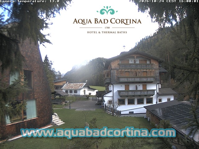 Webcam Aqua Bad Cortina – Hof und Garten