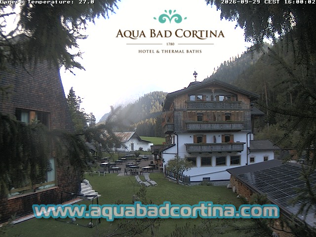 Webcam Aqua Bad Cortina – Hof und Garten